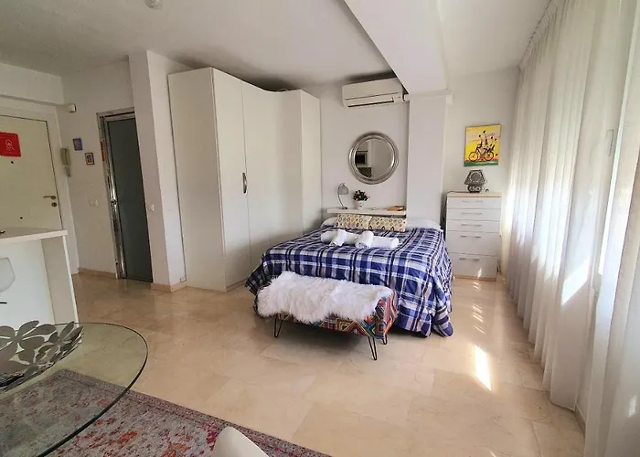 Estudio Playa Del Postiguet * 阿利坎特